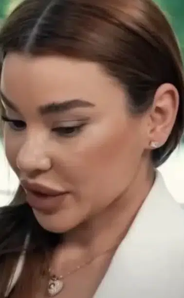 Yemekteyiz Çağla kimdir?
