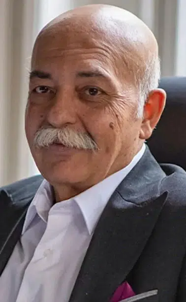 Settar Tanrıöğen kimdir? Settar Tanrıöğen ne hastası? Evli mi?