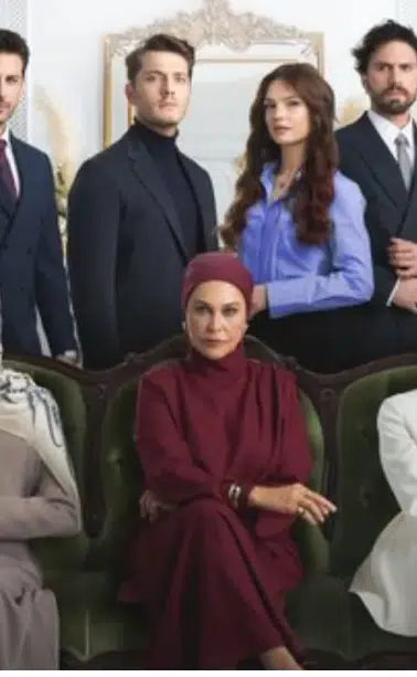 Hülya Avşar ekranlara döndü : Aynı Yağmur Altında dizisinin reytingleri şoke etti