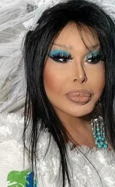 Diva Müzikali geliyor : Bülent Ersoy'un hayatı sahneye taşınıyor