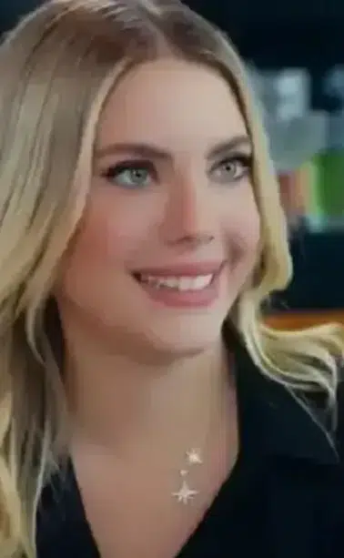 Eda Ece kızı Mina ile dergi çekiminde poz verdi