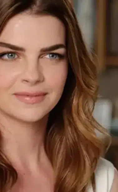 Ünlü Oyuncu Pelin Karahan, Hayalini Kuramayacağı Bir Hayatı Yaşadığını Açıkladı mı?