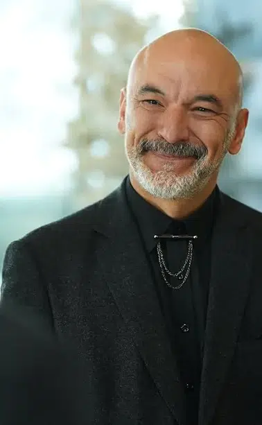 Kaan Çakır, Altı Üstü İstanbul Dizisine Neden Övgüde Bulundu?