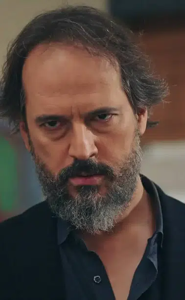 20 yıl sonra tiyatroya dönüş : Timuçin Esen ve Funda Eryiğit hangi oyunla sahne alacak?