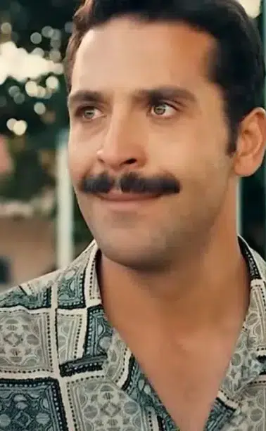 Sevdiğim Sensin dizisinde Tahir karakterine hayat veren Cihat Süvarioğlu kimdir ve kariyeri nasıl şekillendi?