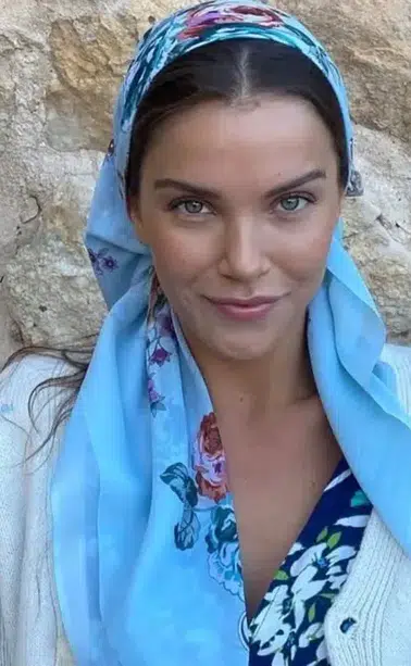 Uzak Şehir dizisinde Pakize Sancak karakterini canlandıran Yaren Güldiken kimdir, nerelidir ve hangi dizilerde rol almıştır?