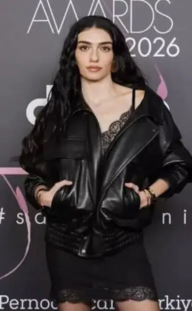 Hazar Ergüçlü ve Efe Çelik İlişkisini Neden Sonlandırdı?