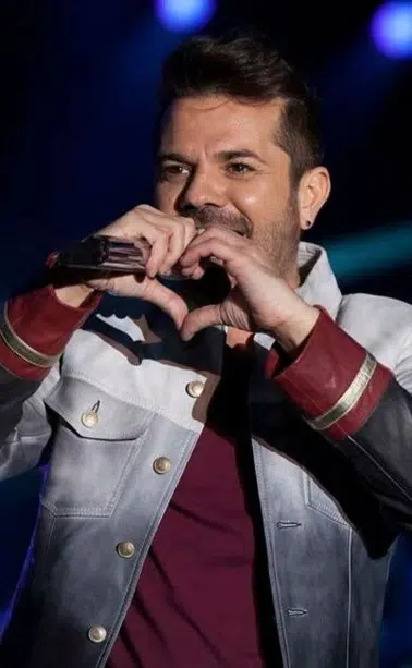 Kenan Doğulu, Los Angeles Yangınında Zarar Gören Evini Satmaya Çalışıyor