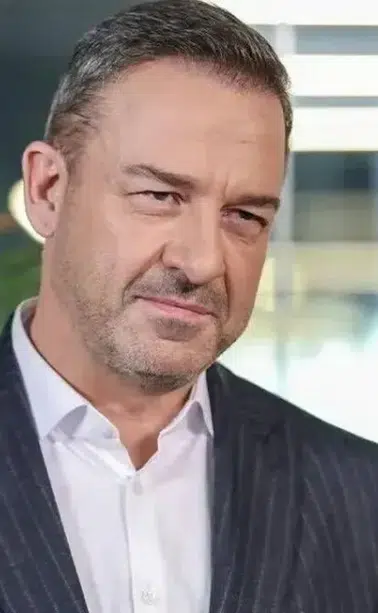 Murat Aygen kimdir, kaç yaşında ve nereli? Evli mi, sevgilisi var mı?