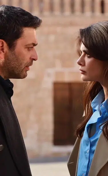 Sinem Ünsal Uzak Şehir Dizisinden Çıkarılacak Mı? Alya Karakteri Ayrılıyor Mu?