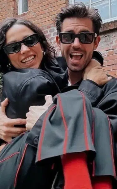 Serkay Tütüncü'den Zeynep Bastık’a Paris’te romantik evlilik teklifi