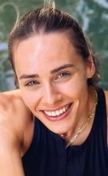 Survivor Damla Can, oyuncu sevgilisinden evlilik teklifi aldı
