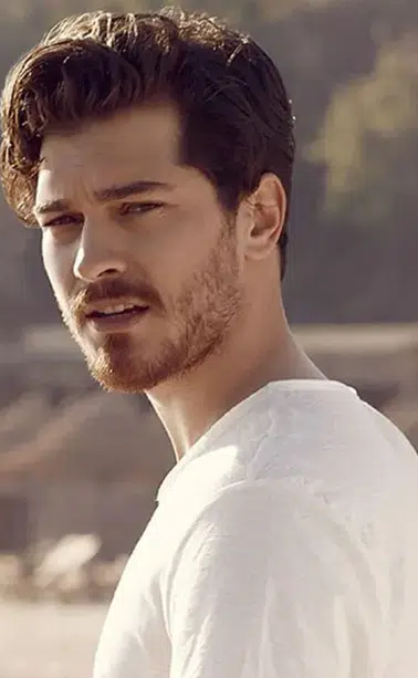 Çağatay Ulusoy ve berberi 15 yıl sonra aynı karede
