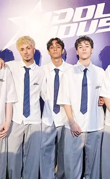 Türkiye'nin boyband grubu CRUSH siyonizm iddialarına cevap verdi