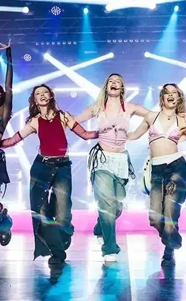 Manifest’in İzmir konserinde duygusal anlar: Grup üyeleri gözyaşlarına hakim olamadı