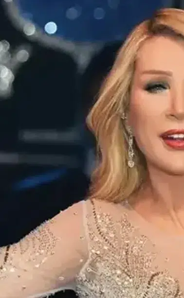 Seda Sayan'ın ailesiyle paylaştığı fotoğraf neden bu kadar ilgi gördü ?