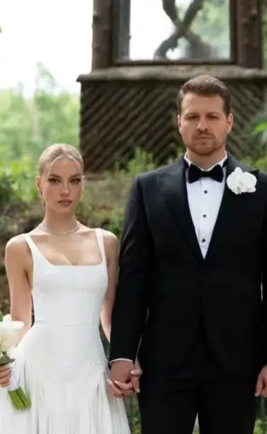 Burak Yörük ve Tuana Yılmaz evlendi