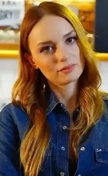 Nilperi Şahinkaya kimdir ve hangi dizilerde oynamıştır?