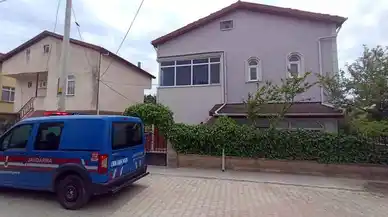 Tatil kanlı bitti yazlıkta bıçaklı vahşet!