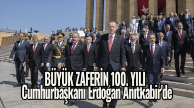 Cumhurbaşkanı Erdoğan Anıtkabir'de