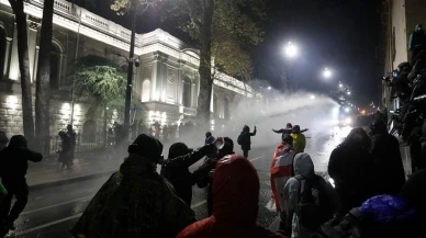 Gürcistan'da 4 günlük protestoların bilançosu: 113 polis yaralı, 224 gözaltı