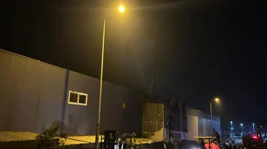 Hatay’da mobilya fabrikasında korkutan yangın!