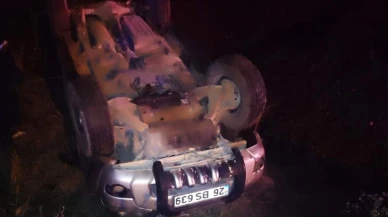 Balıkesir'de yoldan çıkan araç takla attı! 2 yaralı