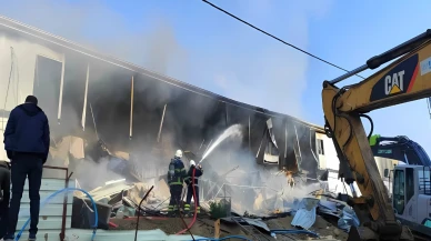 Hatay’da konteyner yatakhanede yangın çıktı: Korku dolu anlar yaşandı!
