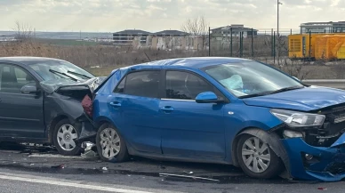 Kırklareli'nde zincirleme kaza: 4 araç birbirine girdi!