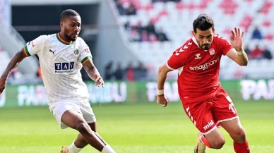 Sivasspor ve Alanyaspor, 1-1 berabere kalarak puanları paylaştı
