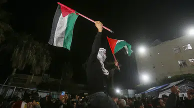 Gazze’de ateşkes anlaşması imzalandı: Filistin halkı sokaklarda kutladı