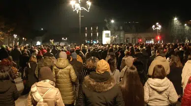 Karadağ’da Türk karşıtı gösteriler üçüncü gecesinde de devam etti