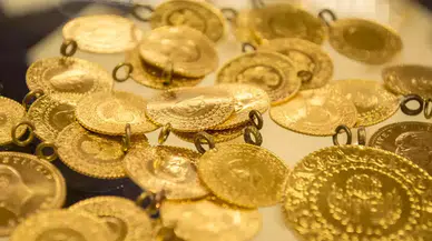 Altın rekor tazeledi! 15 Ekim gram altın kaç TL oldu?