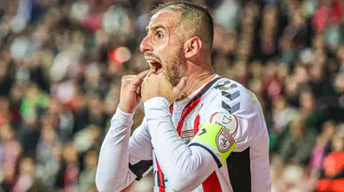 Legia Varşova-Samsunspor maçında Zeki Yavru'ya büyük saygısızlık