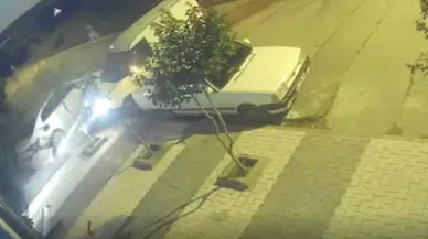 Arnavutköy'de 3 çocuk, freni patlayan araçtan son anda kurtuldu!