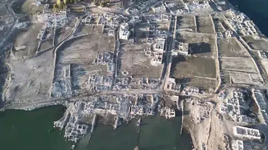 Kars’ta baraj suları çekildi, eski karakurt köyü gün yüzüne çıktı