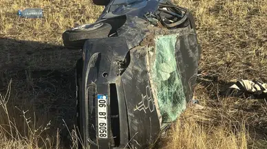 Kars'ta otomobil şarampole devrildi: 1 ölü, 3 yaralı