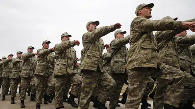 Gençlerden devlete çağrı: Bedelli askerlikte kışla şartı kaldırılsın