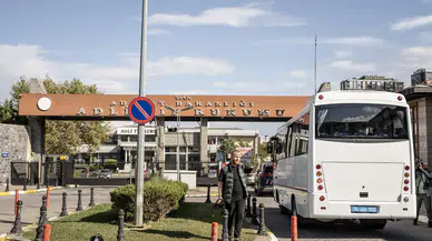 Uyuşturucu operasyonunda gözaltına alınan ünlüler Adli Tıp Kurumu'na sevk edildi!