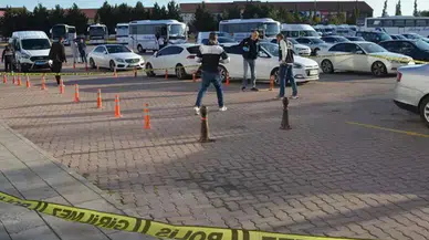 Aksaray'da otobüs terminalinde silahlı kavga: Bacağından vuruldu