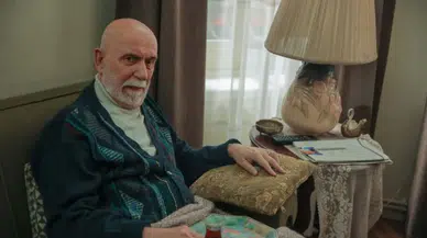 Kızılcık Şerbeti dizisi Hikmet kimdir?