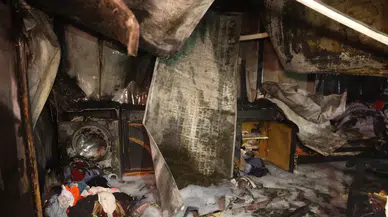 Hatay'da konteyner yangını: 3 kişi hastaneye kaldırıldı