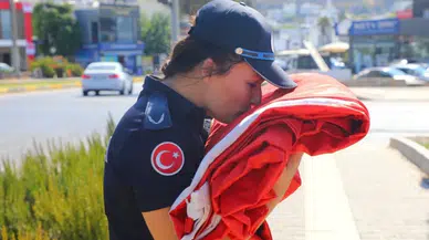 Bodrum’da bayrak aşkıyla gönüllü hizmet