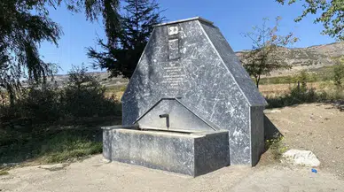 Şehit Tarkan Karaca’nın hayrat çeşmesine çirkin saldırı