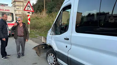 Rize'de feci kaza! Okul servisi ile kamyonet çarpıştı