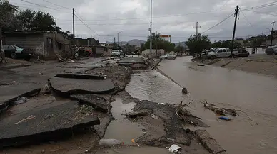 Meksika'da sel felaketinde hayatını kaybedenlerin sayısı 66'ya yükseldi!
