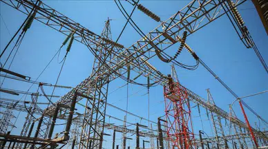 Çin'in kurulu elektrik üretim kapasitesi ilk 9 ayda yüzde 17,5 arttı