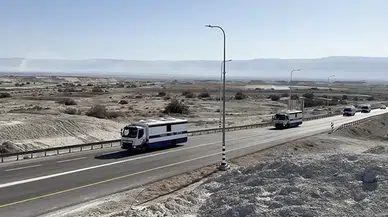 İsrail’in alıkoyduğu Türk aktivistler Batı Şeria sınır kapısına ulaştı