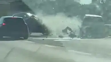 Bebekli otomobili sıkıştırıp kazaya sebep olan maganda tutuklandı