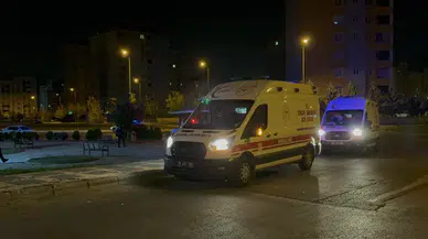 Kayseri'de parkta bıçaklı kavga: 2 yaralı!